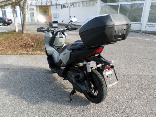 Honda<br>ADV  350 mit Topcase – Bild 4