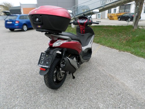 Piaggio<br>Beverly 350 – Bild 3