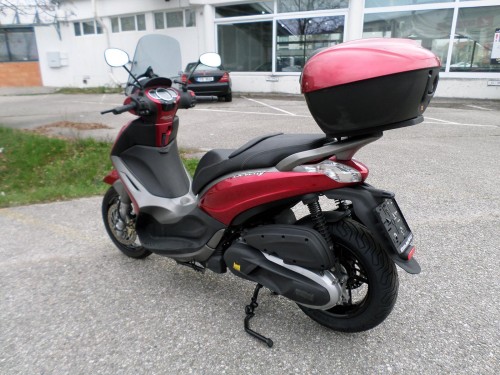 Piaggio<br>Beverly 350 – Bild 5