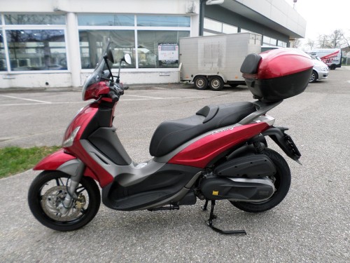 Piaggio<br>Beverly 350 – Bild 6