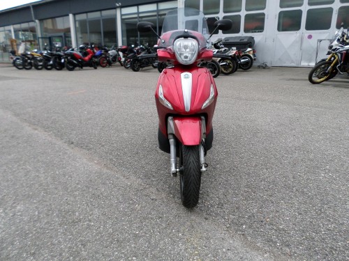 Piaggio<br>Beverly 350 – Bild 8