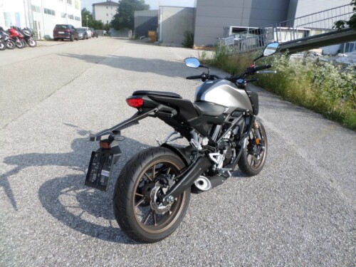 Honda<br>CB 125R ABS – Bild 3
