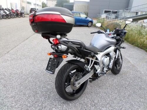 Yamaha<br>FZ6 Fazer S2 – Bild 3