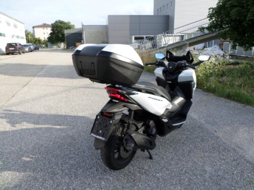 Honda<br>Forza 125 – Bild 3