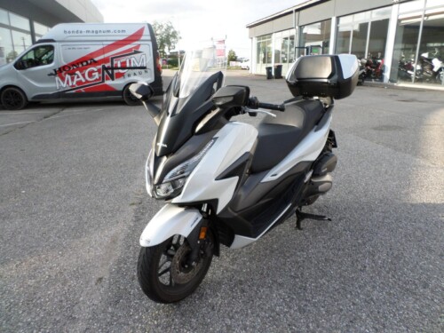 Honda<br>Forza 125 – Bild 7