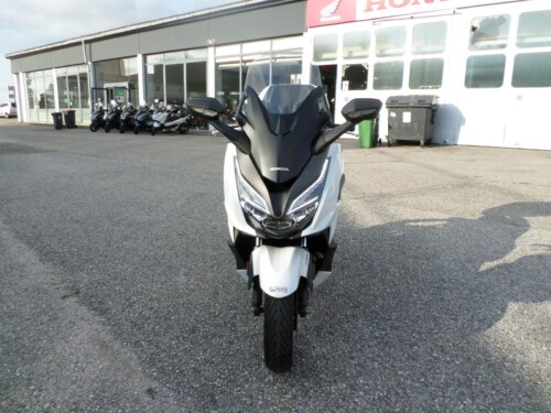 Honda<br>Forza 125 – Bild 8