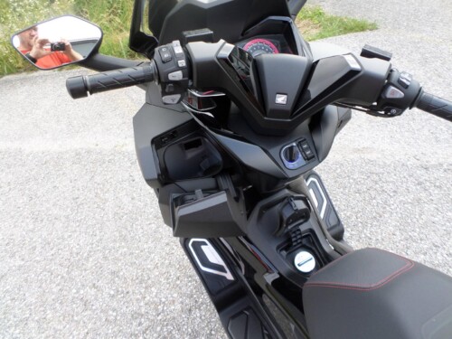 Honda<br>Forza 125 Kopieren – Bild 12