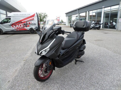 Honda<br>Forza 125 Kopieren – Bild 7