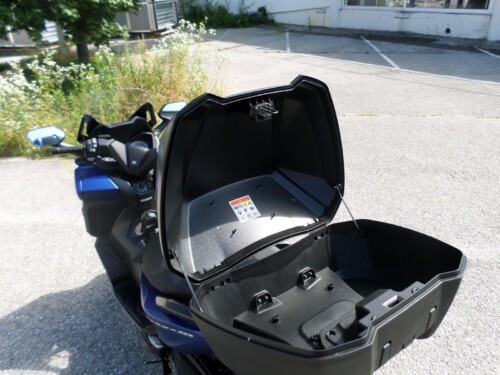 Honda<br>Forza 350 mit Topcase – Bild 13