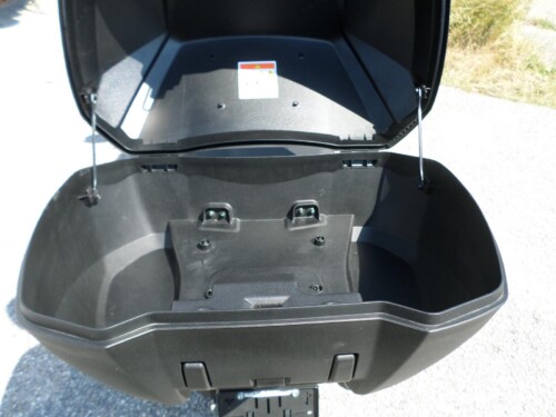 Honda<br>Forza 350 mit Topcase – Bild 10