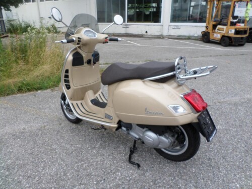 Vespa<br>GTS 300 – Bild 5
