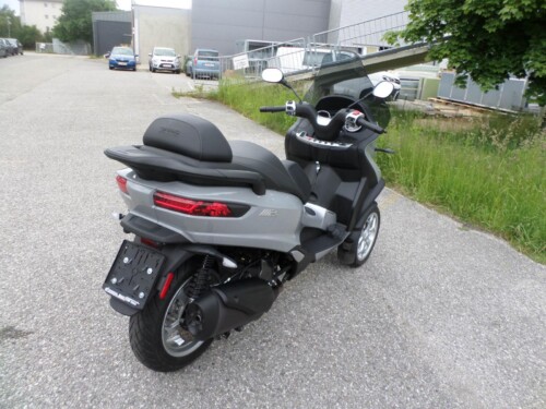 Piaggio<br>MP3 400 HPE – Bild 3