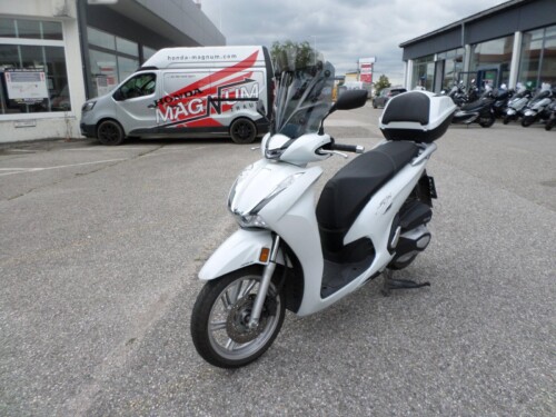 Honda<br>SH 350 mit Topcase – Bild 7