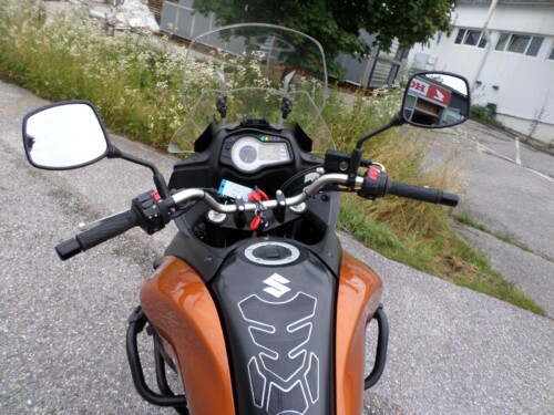SUZUKI<br>V-Strom 650 – Bild 9