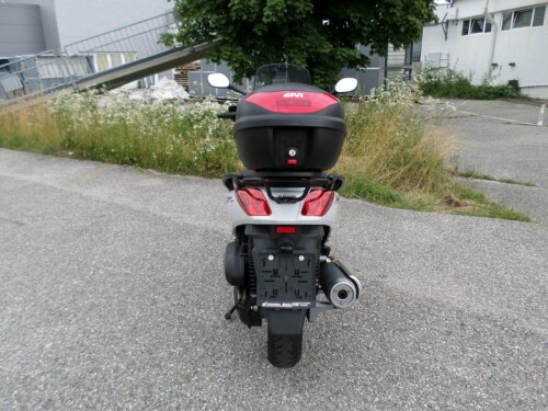 Yamaha<br>YP 125R X-Max125 – Bild 4