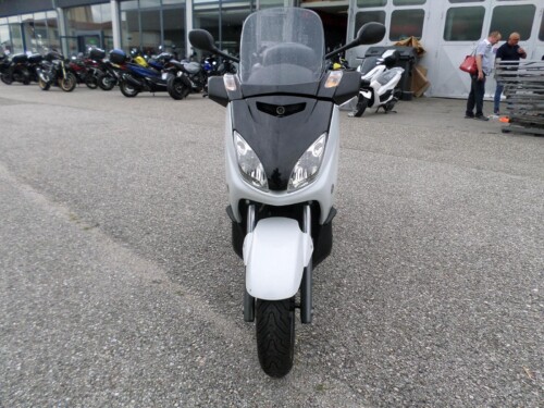 Yamaha<br>YP 125R X-Max125 – Bild 8