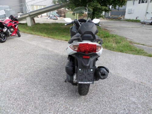 SYM<br>GTS 300 – Bild 4