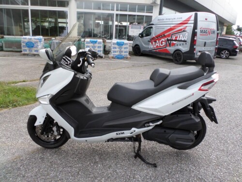 SYM<br>GTS 300 – Bild 6