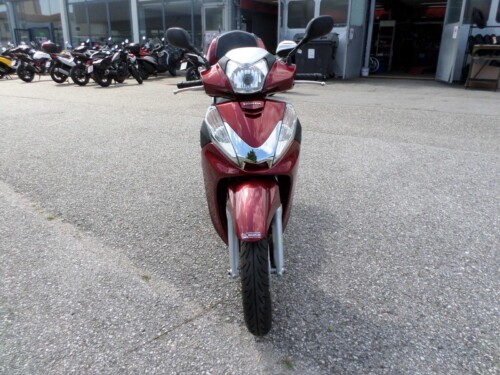 Honda<br>SH 300 mit Topcase – Bild 8
