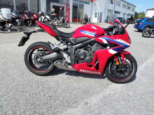 Honda<br>CBR 650R – Bild 2
