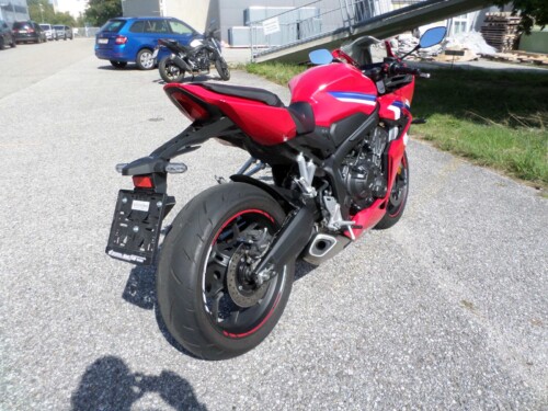 Honda<br>CBR 650R – Bild 3