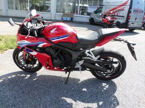 Honda<br>CBR 650R – Bild 6