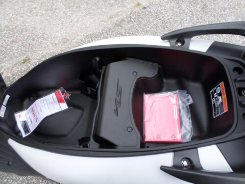 Honda<br>SH 125 mit Topcase – Bild 11