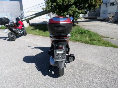 Honda<br>SH 350 mit Topcase – Bild 4