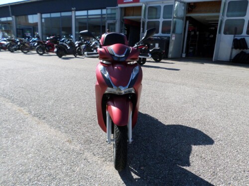 Honda<br>SH 350 mit Topcase – Bild 8