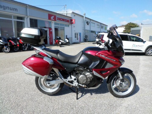 Honda<br>XL 1000V Varadero Travel – Bild 2
