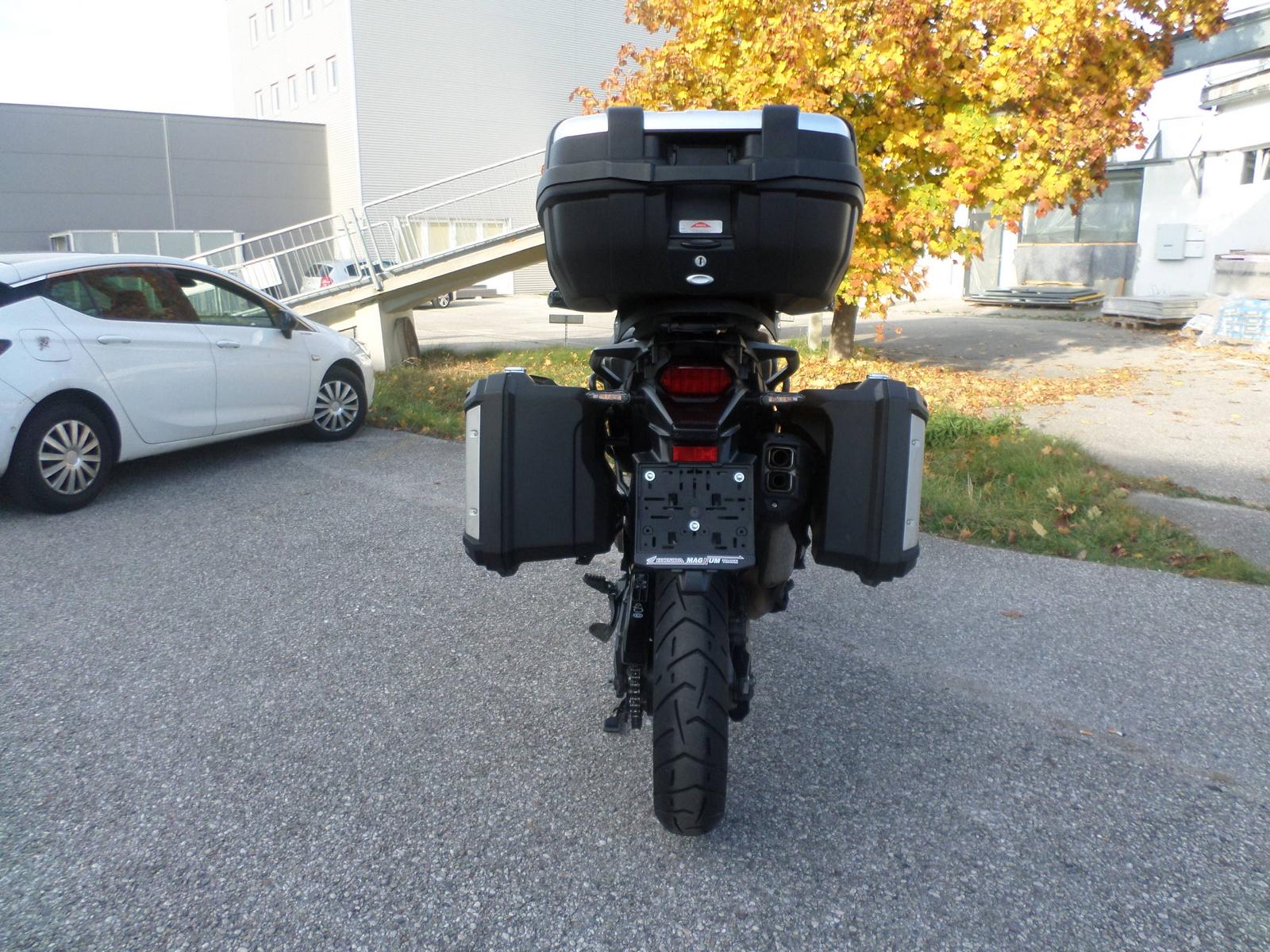 Honda<br>CRF 1000D Africa Twin DCT – Bild 4