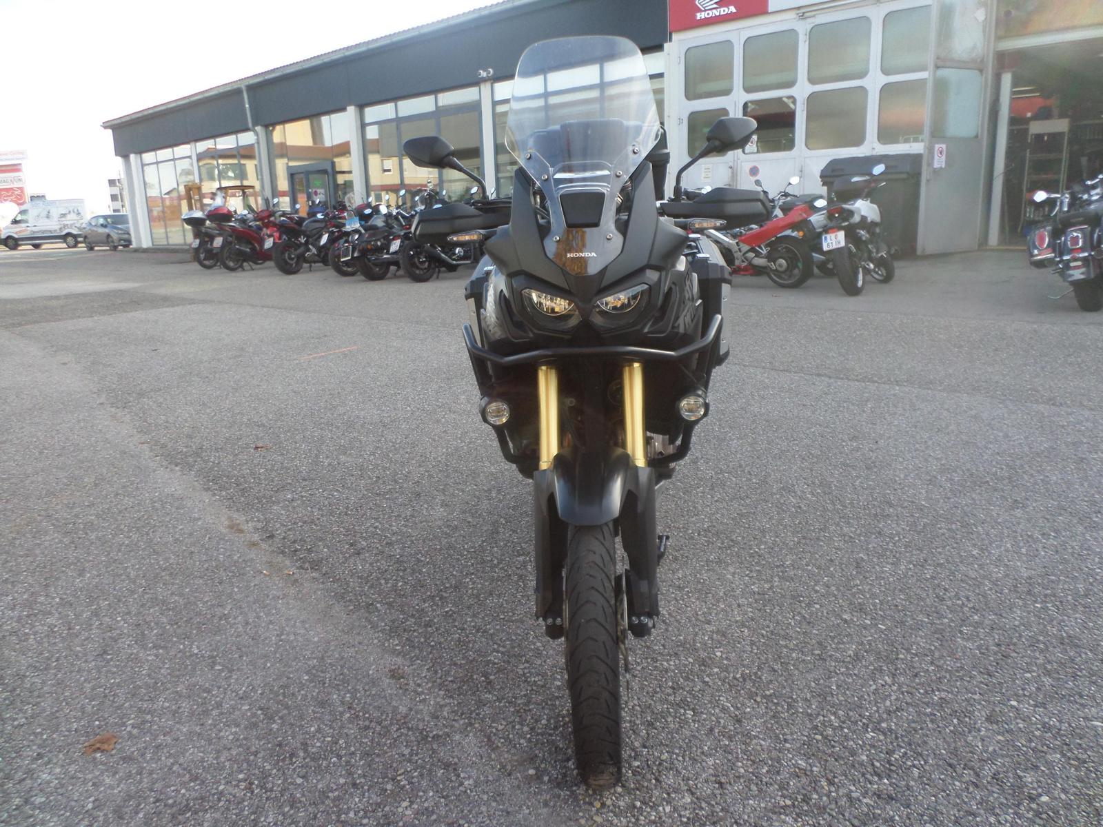 Honda<br>CRF 1000D Africa Twin DCT – Bild 10