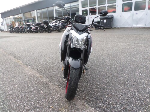 Suzuki<br>GSX-S 1000 – Bild 9